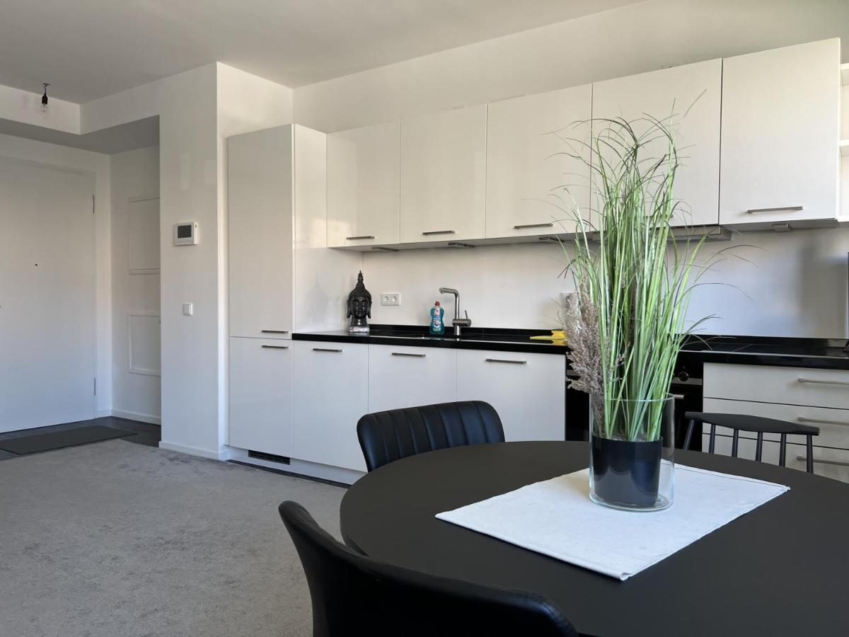 Luxury Waterfront Apartment Berlin Exterior photo